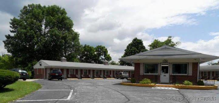 Red Carpet Inn - Gettysburg Exteriör bild